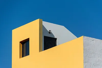 Proyector exterior resistente: guía para elegir en 2026