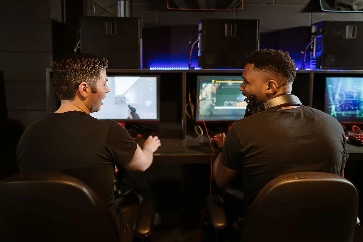 Monitor Gaming 27" 144Hz 2026: Guia de Compra Sem Hype